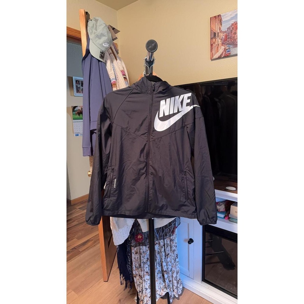 Nike Women's Packable Jacket Black White Windbreaker Hooded S/M DD2759-011 XL